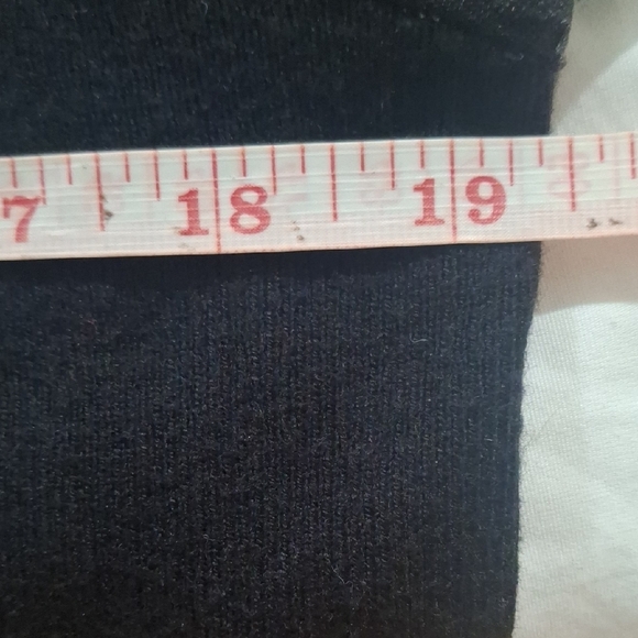 Fate Black Wome's Sweater with Textured Sleeves Size S - Picture 8 of 9